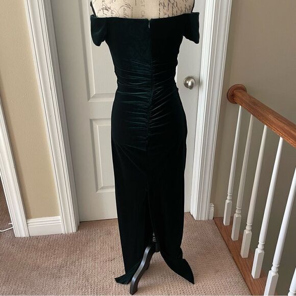 Xscape Velvet Green Dress - Picture 5 of 9